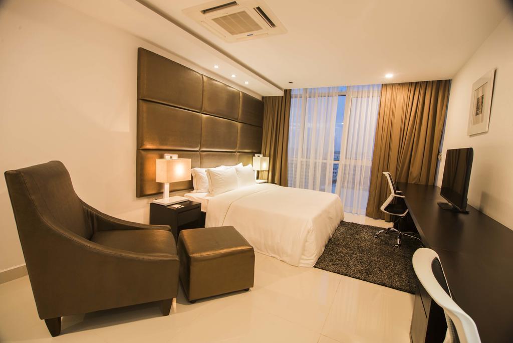 Platinum One Suites Kolombo Dış mekan fotoğraf