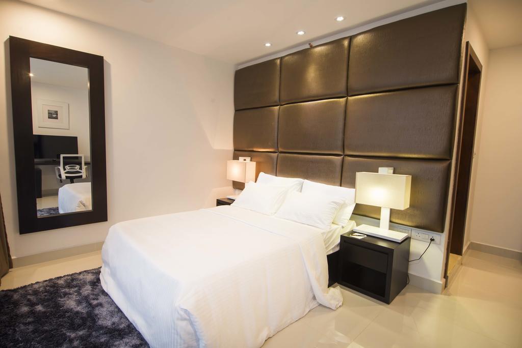 Platinum One Suites Kolombo Dış mekan fotoğraf