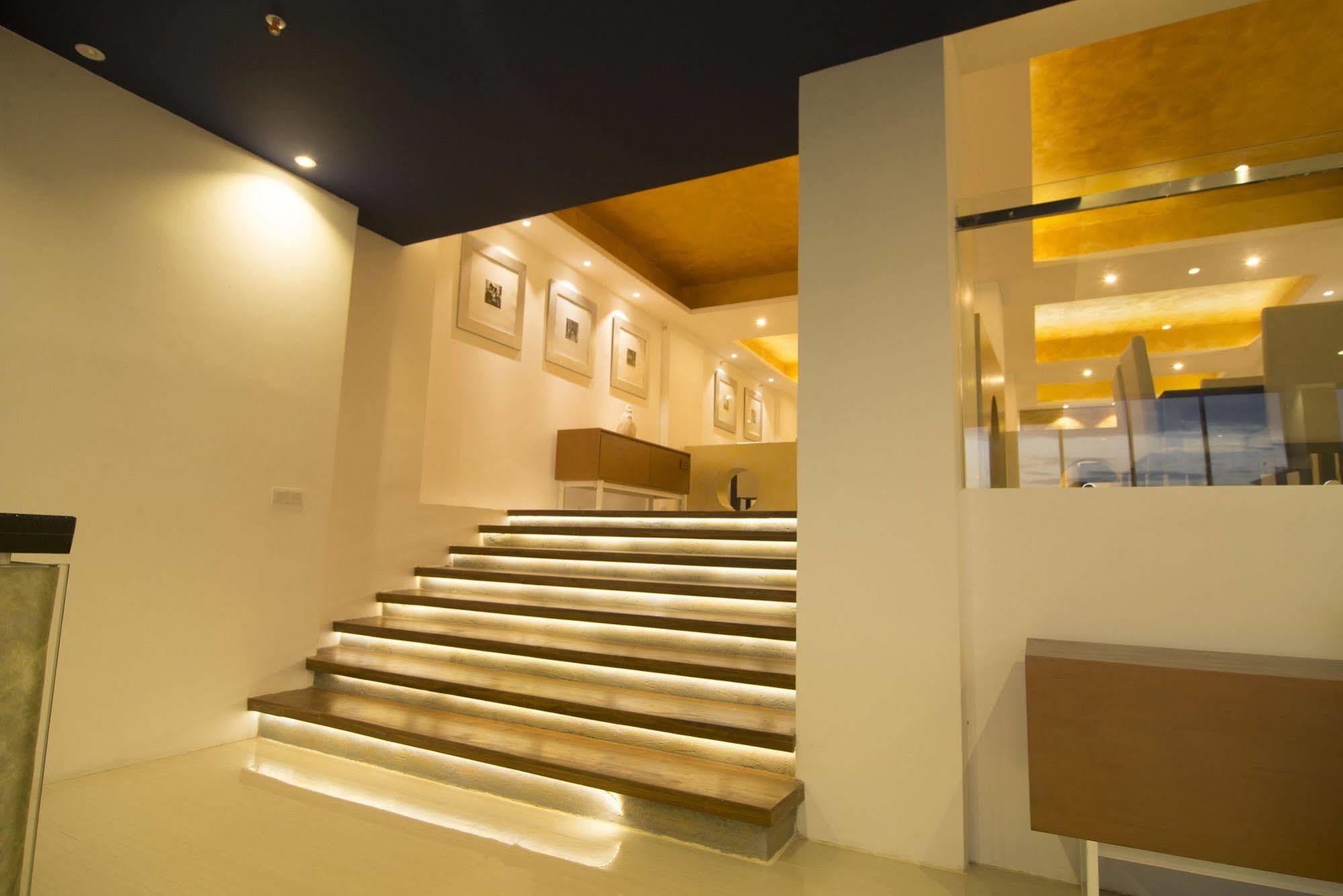 Platinum One Suites Kolombo Dış mekan fotoğraf